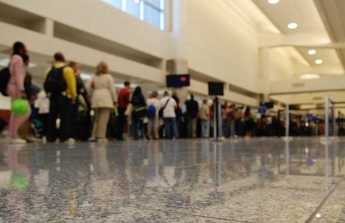 TSA Fighting Holiday Airport Lines with More Officers, Social Media | Frommer's