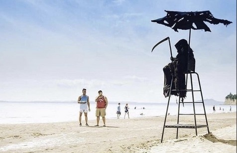 Florida Beachgoers Share the Sand with the Grim Reaper | Frommer's