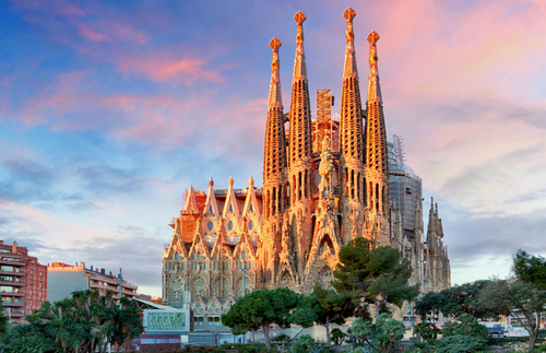 When Will Barcelona's Sagrada Família Be Finished? We Finally Have an Answer (Kind Of) | Frommer's