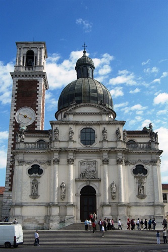 Santuario della Madonna di Monte Berico, Vicenza. Photo: Jennifer Polland