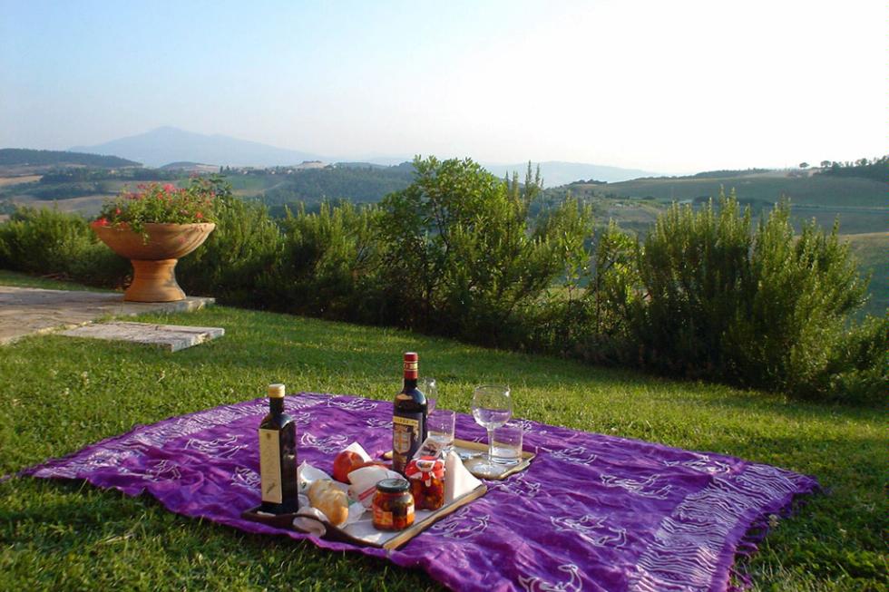 Tuscan picnic, Montepulciano.