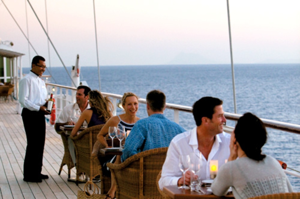 Dining on deck, Windstar Cruises.