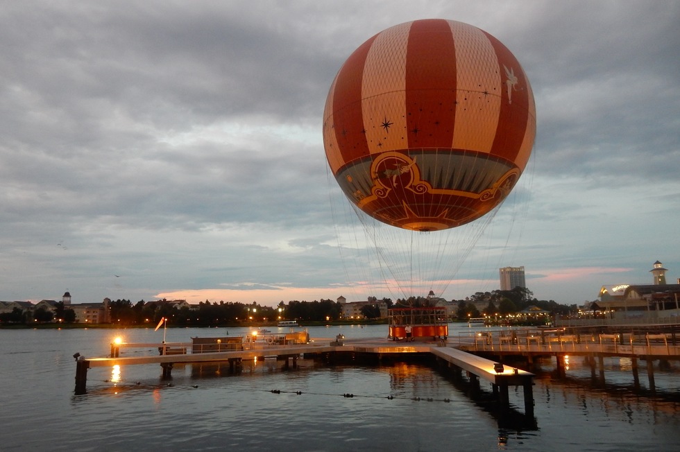 Orlando without Disney: Aerophile  or Characters in Flight
