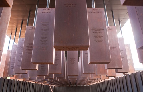 Alabama Memorial Honors the Nation's Lynching Victims | Frommer's
