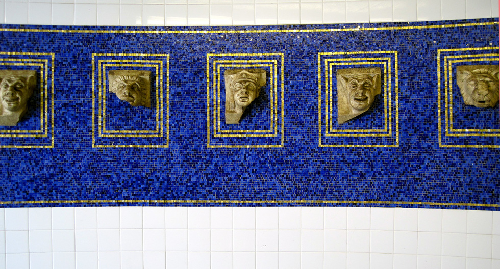 Mosaics at Eastern Parkway/Brooklyn Museum subway station.