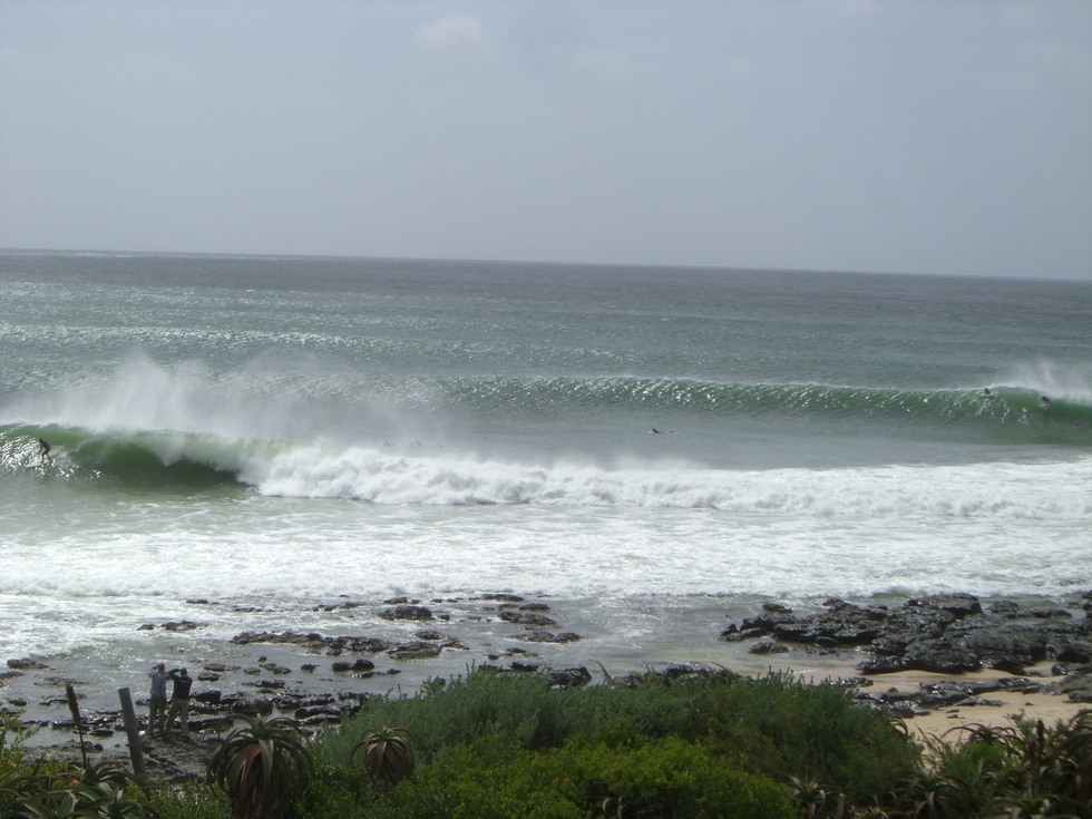 A photo of waves breaking at Jefferys Bay