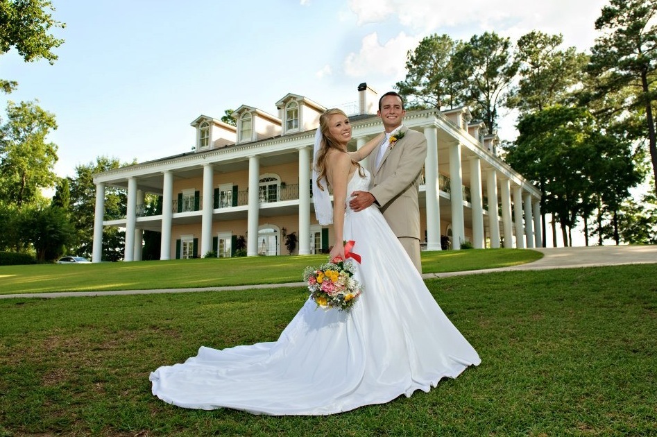 Oak Island Mansion, Wilsonville, Alabama