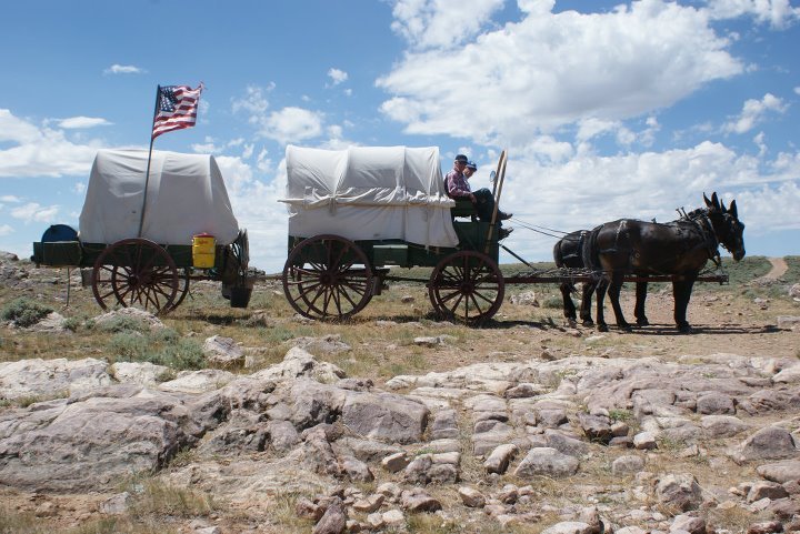 Reliving The Oregon Trail: Rinker Buck's Pioneering Journey | Frommer's