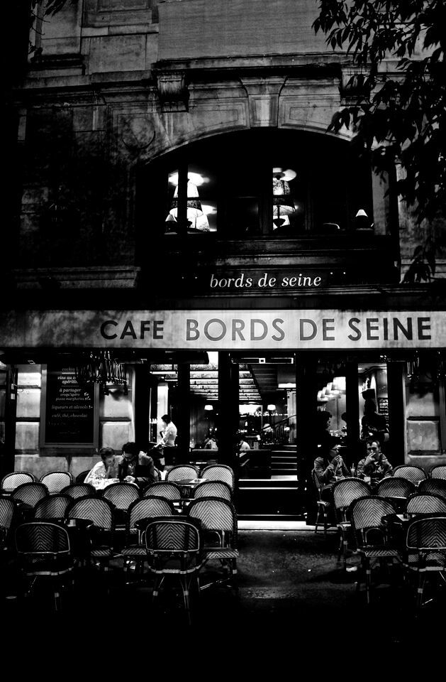 Café Bords de Seine 