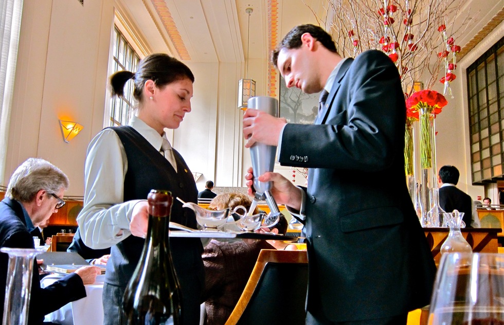 How to Get Reservations at the Best Restaurants