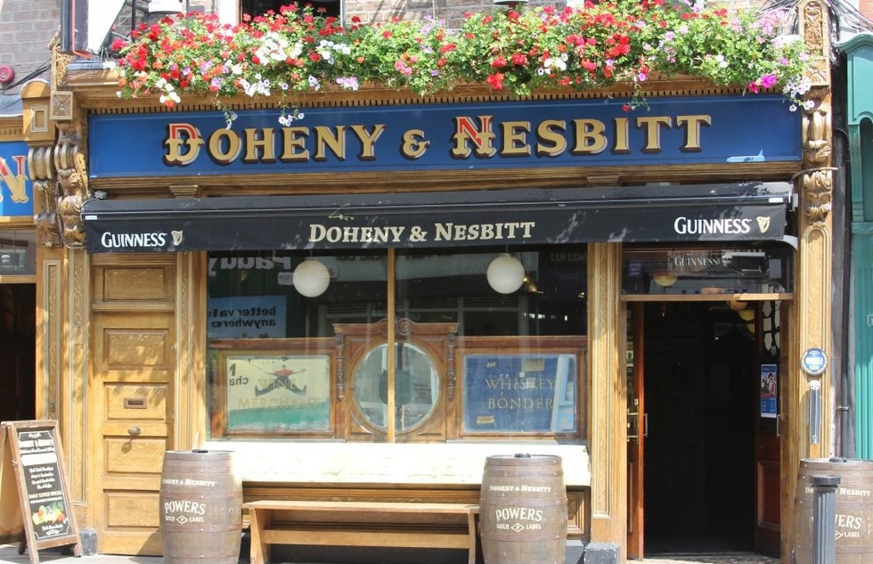 Exterior of Doheny and Nesbitt pub in Dublin
