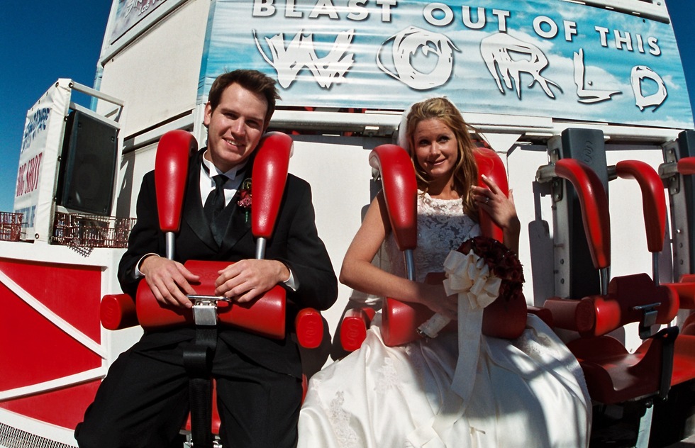 A couple gets married on the Stratosphere's Big Shot ride.