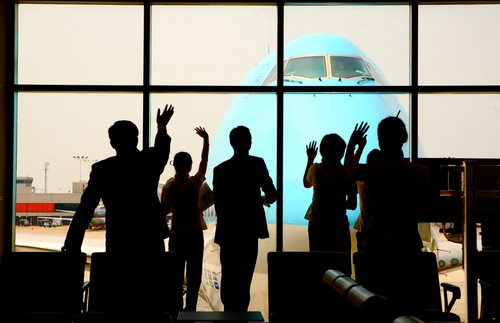 How to Make Time at the Airport a Bit Less Stressful | Frommer's