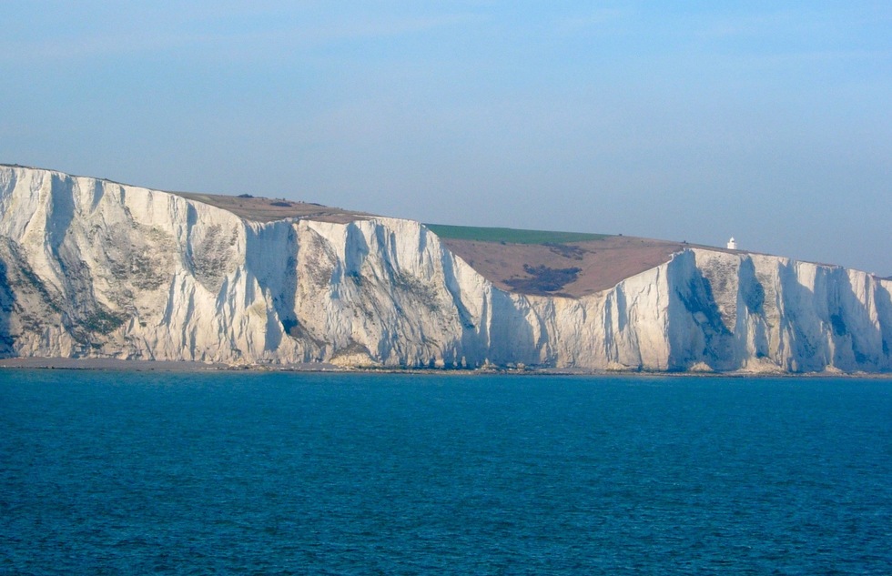 White Cliffs of Dover Eroding, Free National Park Admission on Veterans Day, and More: Today's Travel Briefing | Frommer's