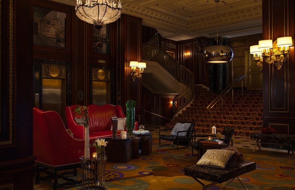 Renaissance Blackstone Chicago Hotel, Chicago