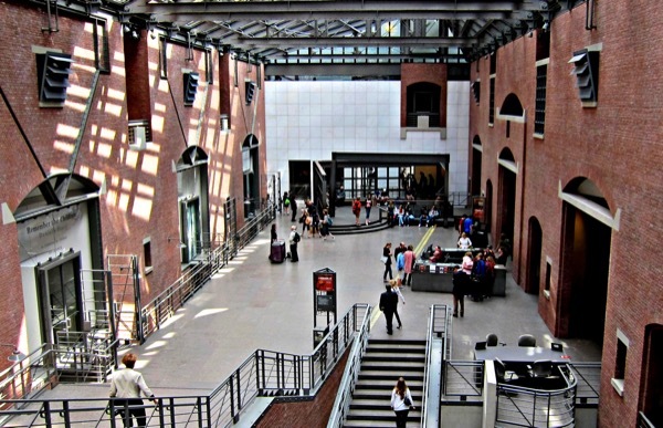 United States Holocaust Memorial Museum | Frommer's