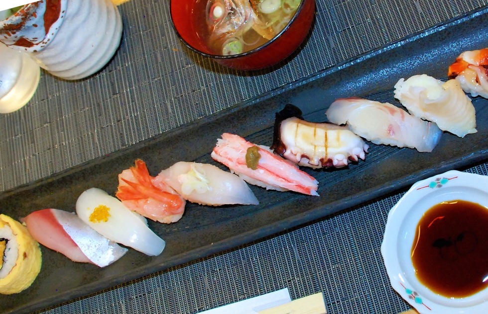 BONUS: A crash course on eating sushi correctly