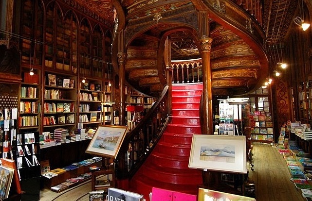 Livraria Lello & Irmao bookstore in Porto, Portugal