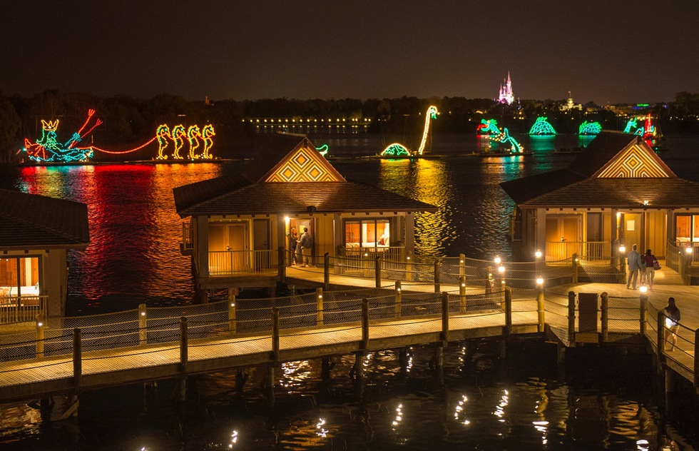 Walt Disney World lagoon resorts: Electrical Water Pageant