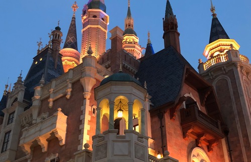 The First Disney Park to Reopen Returns May 11 with Special Rules | Frommer's
