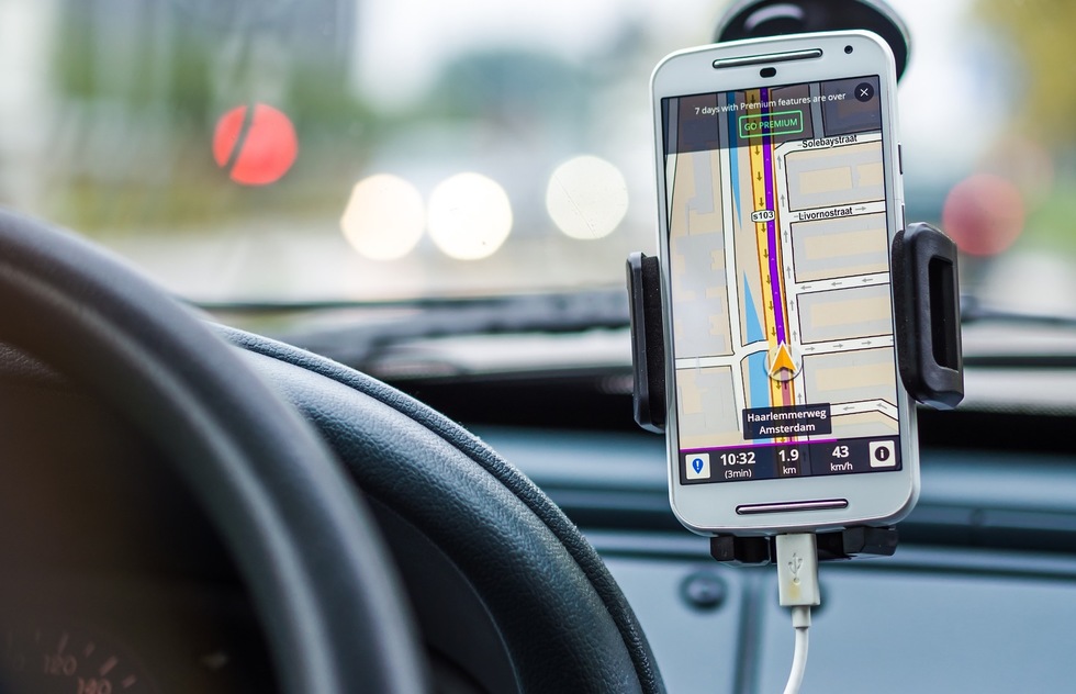 Why Your Phone's GPS May Be Useless on a | Frommer's