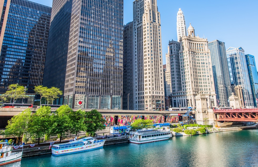 Huge Artwork and New Architecture Center Added to Chicago Riverwalk | Frommer's
