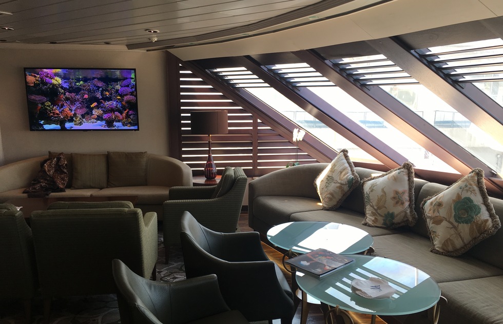 Windstar Cruises: Star Pride Main Lounge