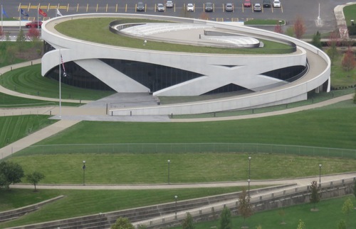 National Veterans Memorial and Museum Opens in Columbus, Ohio | Frommer's