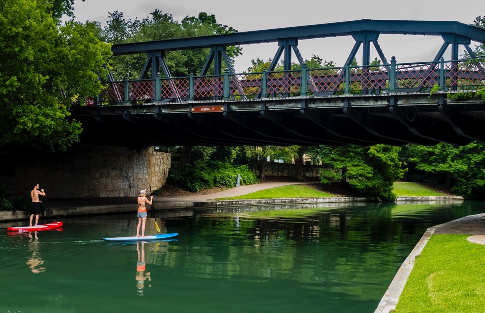 You Can Go Standup Paddleboarding at San Antonio's River Walk Now | Frommer's