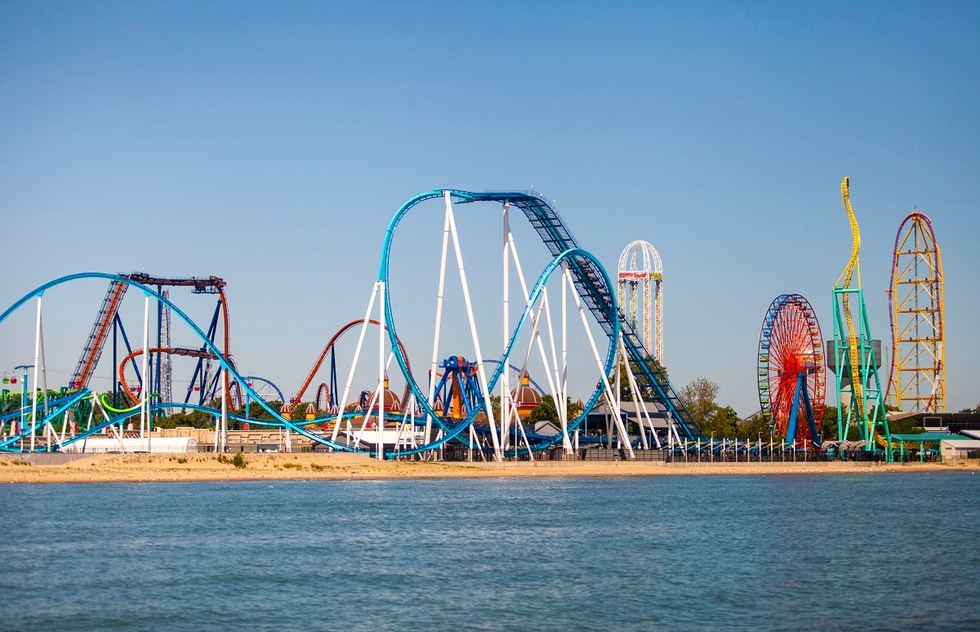 Best Lakefront Hotel Trips for Families in the USA and Canada: Hotel Breakers at Cedar Point on Lake Erie, Ohio