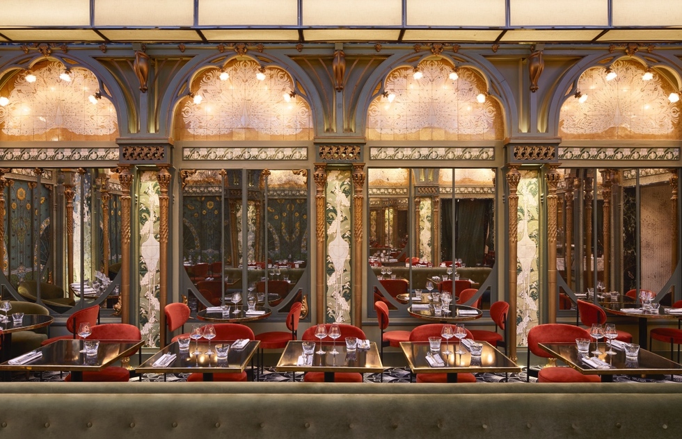 The Best Belle Epoque/ Art Nouveau Cafes in Paris: Beefbar Paris