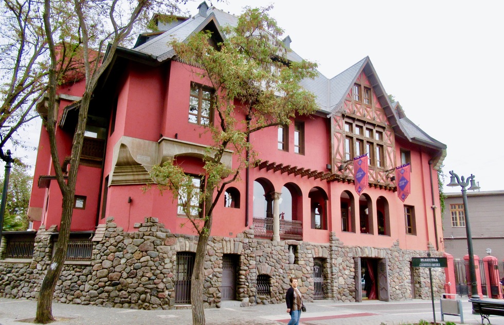 Castillo Rojo in Santiago, Chile