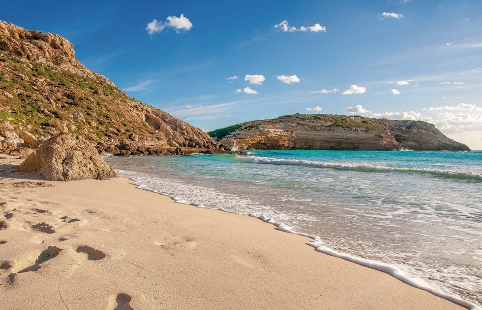 Best Beaches in Italy: Spiaggia dei Conigli (Rabbit Beach), Lampedusa 