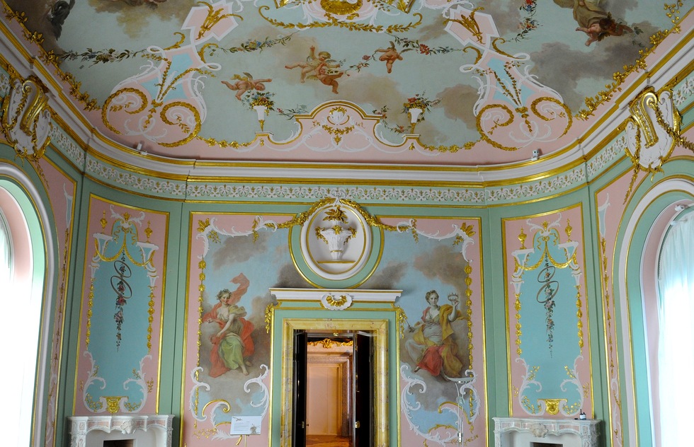 Hall of Muses at the Chinese Palace in St. Petersburg, Russia