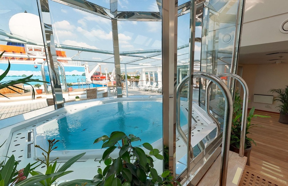 Luxury expedition cruises include spas, restaurants and other amenities