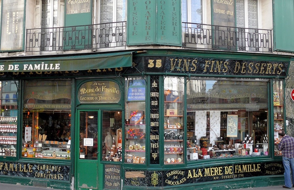 À la Mère de Famille sweets shop in Paris
