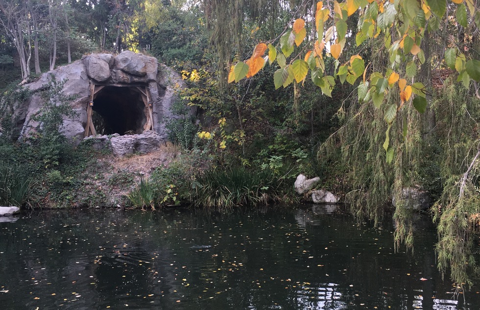 Secrets of Disneyland: Nature's Wonderland Mine Train ruins