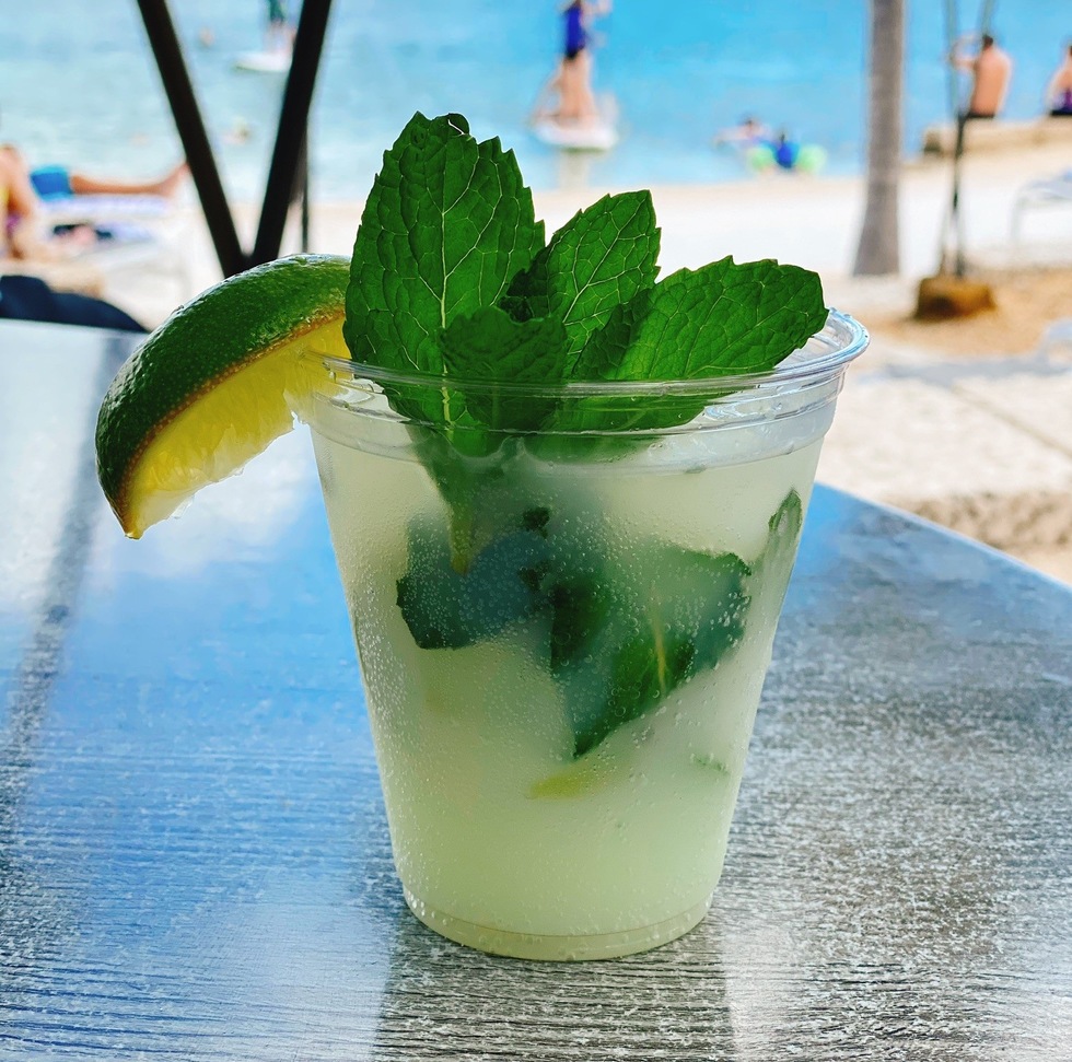 Great cocktail recipes from great hotel bars: Key Lime Pie Mojito, Hawks Cay Resort