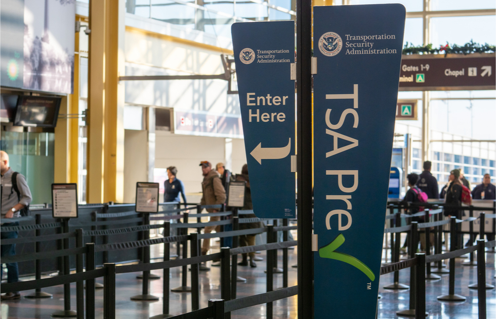 TSA Says You Can Fly with an Expired Driver's License | Frommer's