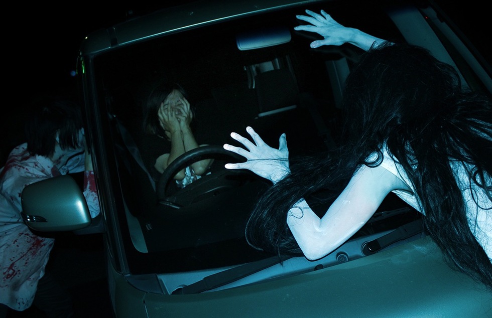 Ghouls of the Road: Drive-Through Haunts Are a Frightful Halloween Trend | Frommer's