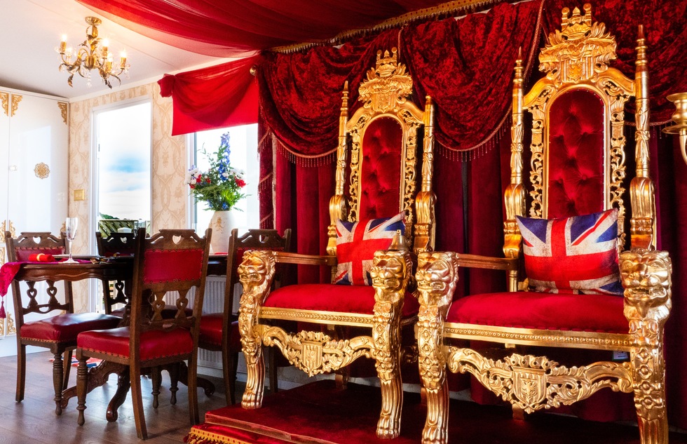 WATCH: U.K. Resort Unveils Royal Trailer Home Fit for a Queen | Frommer's