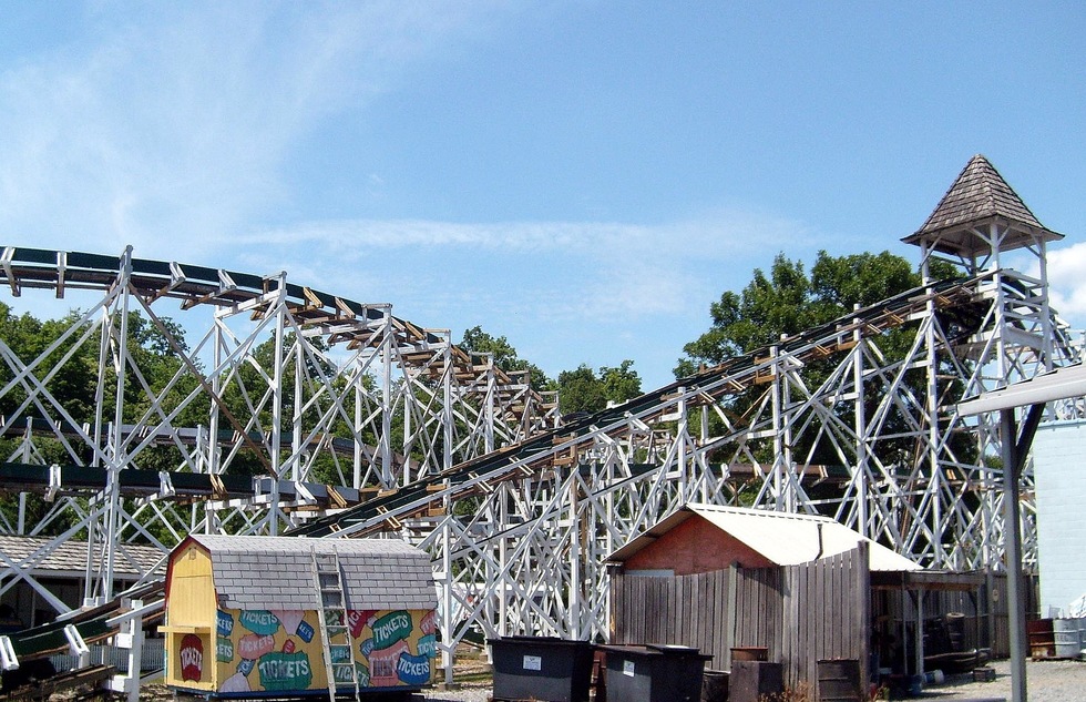 Best Old-Fashioned Thrill Rides in the USA: Leap-The-Dips, Lakemont Park, Pennsylvania
