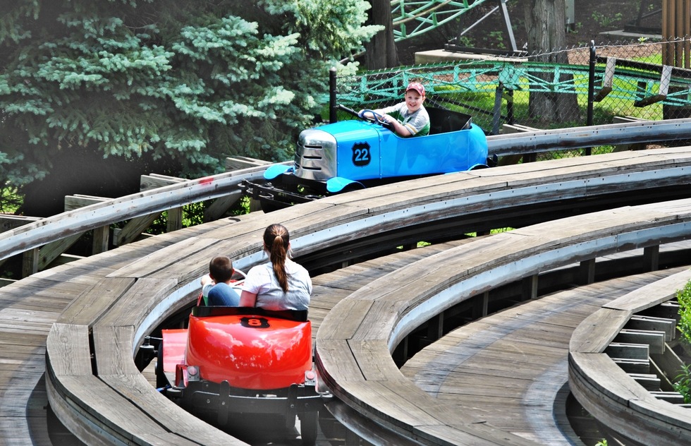 Best old-Fashioned Thrill Rides in the USA: Auto Race: Kennywood Park, Pittsburgh, Pennsylvania