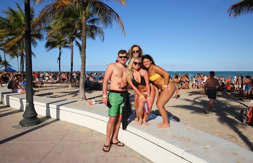 Colleges and Universities are Cancelling Spring Break in 2021 | Frommer's