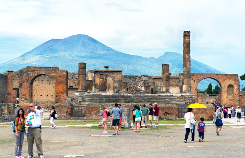 Tourist Returns "Cursed" Artifacts She Stole from Pompeii | Frommer's