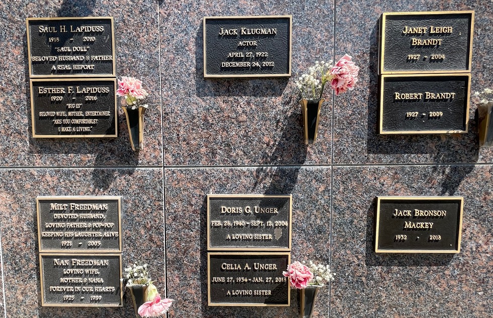 Hollywood celebrity cemetery: Jack Klugman and Janet Leigh