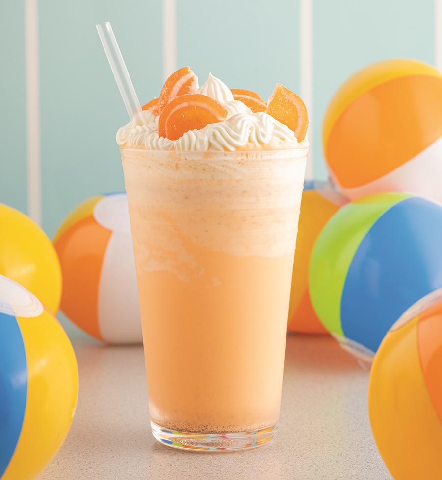 Drinks recipes from the Disney Parks: Frozen Sunshine from Disney's Beach and Yacht Club Resorts