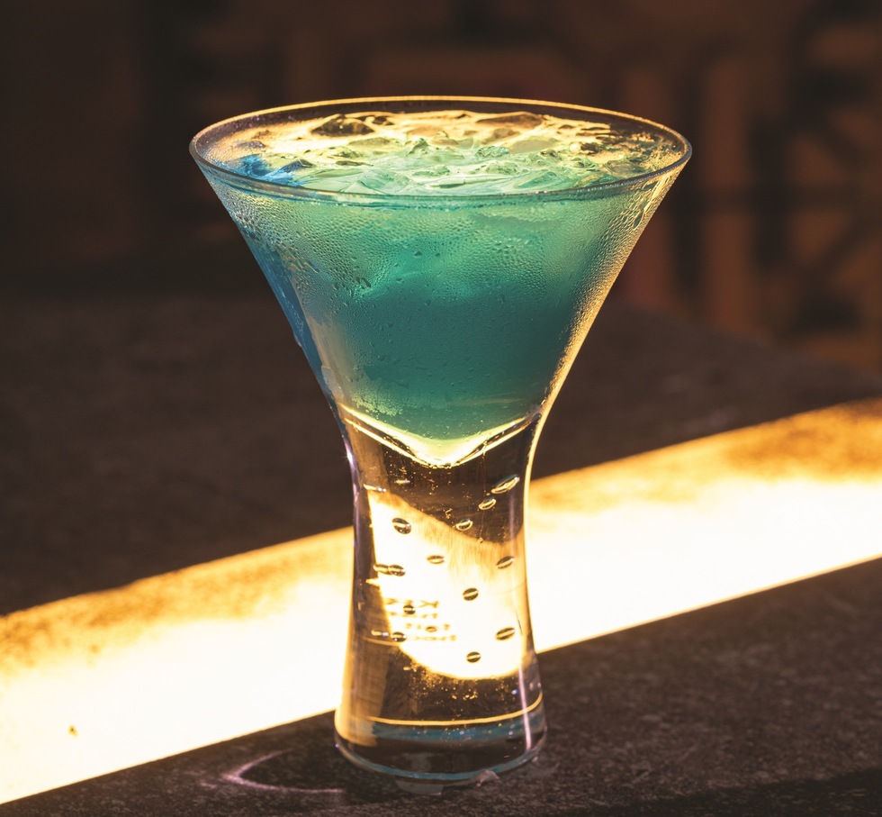 Cocktail recipes from the Disney Parks: Jedi Mind Trick from Oga's Cantina at Disney's Hollywood Studios and Disneyland
