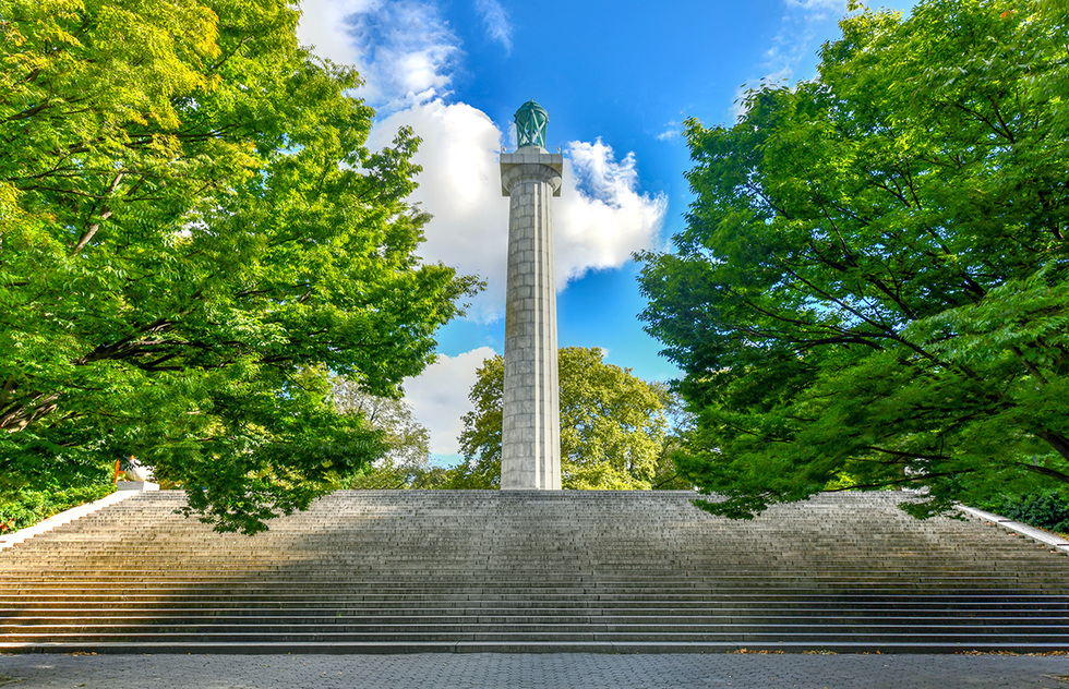 Prison Ship Martyrs Monument | Frommer's