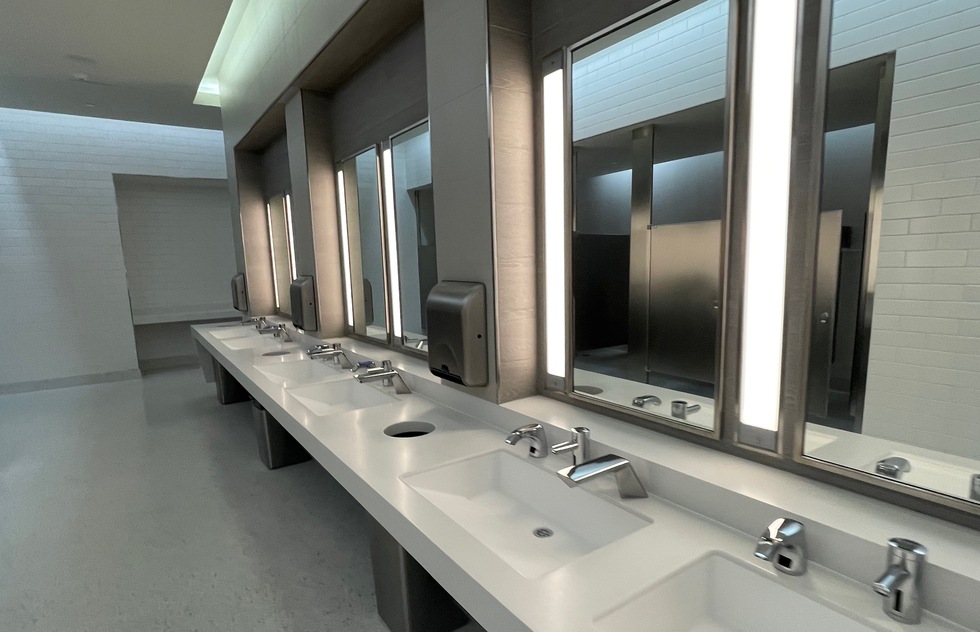 Delta Air Lines' new Terminal 3 at LAX: bathroom
